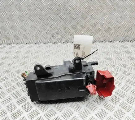 Jaguar F-Pace Fuse module GX7314A076AA