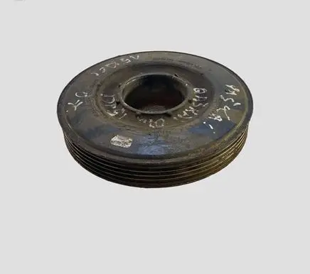 Nissan Qashqai Crankshaft pulley 8200552236