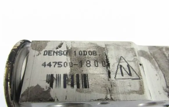 Mitsubishi Pajero Air conditioning (A/C) expansion valve 4475001800