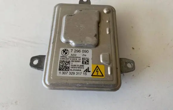 BMW 5 F10 F11 Headlight ballast module Xenon 7296090 130732931715 10EEG141013