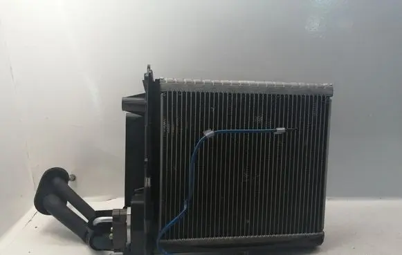 Air conditioning (A/C) radiator (interior)