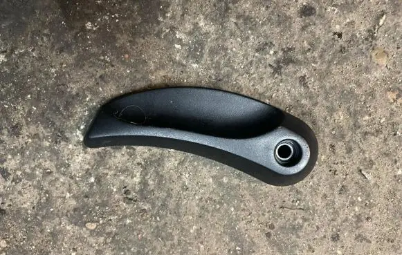 BMW 5 F10 F11 Engine bonnet (hood) release handle 9114001