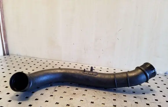 Volvo S40, V40 Intercooler hose/pipe 30621301