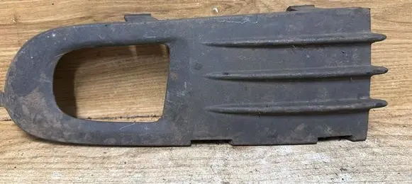 Volvo V50 Front fog light trim/grill 30655884