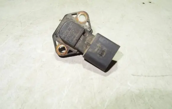 Volkswagen Multivan T4 Air pressure sensor 038906051 0281002177