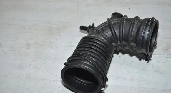 KIA Rio Air intake hose/pipe 1012088A