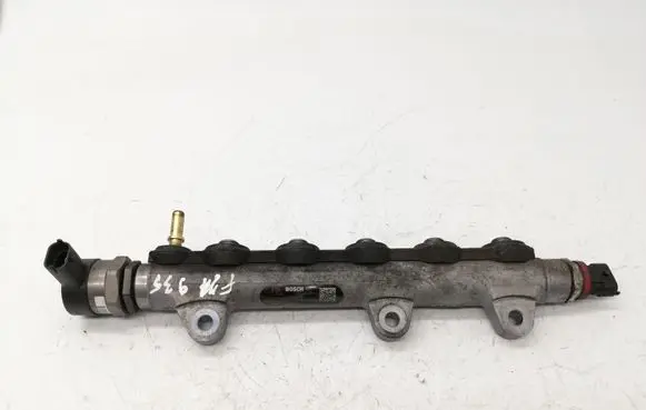 Nissan X-Trail T31 Fuel main line pipe