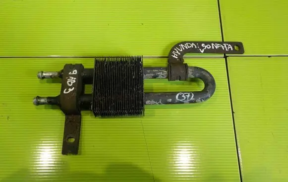 Hyundai Sonata Engine oil radiator 9AB3 282113K020