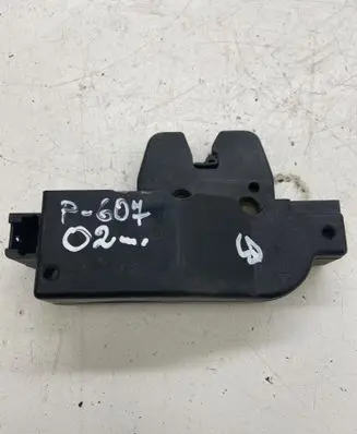 Peugeot 607 Tailgate/trunk/boot lock/catch/latch 9627816980