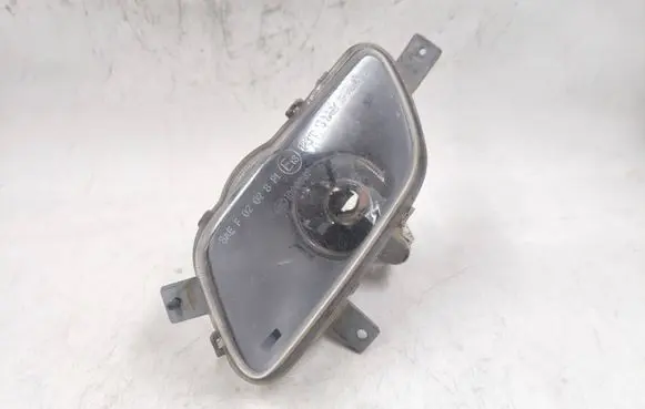 Volvo V70 Front fog light 10121510