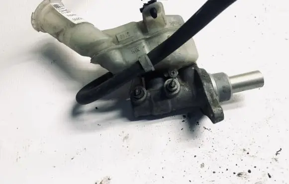 Citroen C-Crosser Master brake cylinder