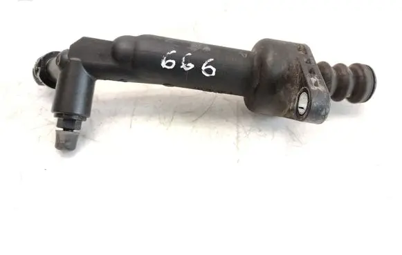 Volkswagen Up Clutch slave cylinder 1S0721261E