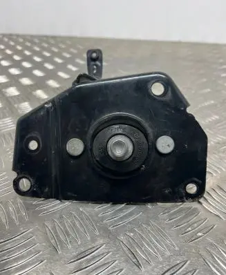 Peugeot 3008 I Engine mount bracket 9682731780 KA907202