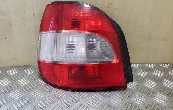 Renault Scenic I Rear/tail lights E29002