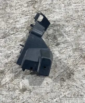 Audi Q5 SQ5 FY Front bumper mounting bracket 8R0807284C
