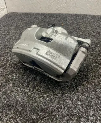 BMW X1 U11 Front brake caliper 885001002