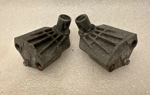 Porsche Cayenne (92A) Radiator mount bracket 7P0121079