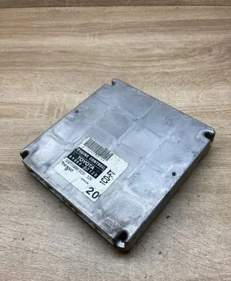 Toyota Corolla E120 E130 Engine control unit/module ECU 8966602120