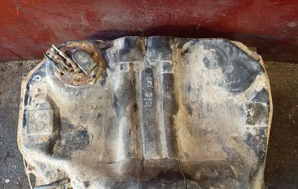 Honda CR-V Fuel tank 