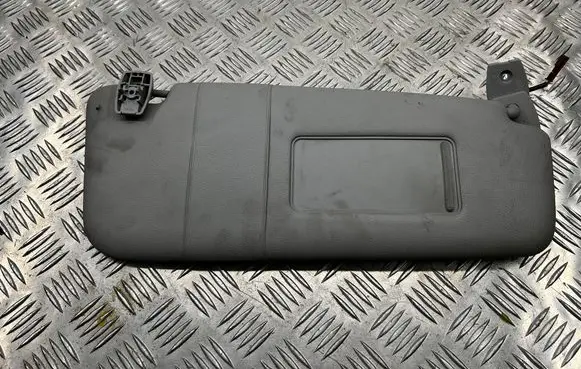 Sun visor