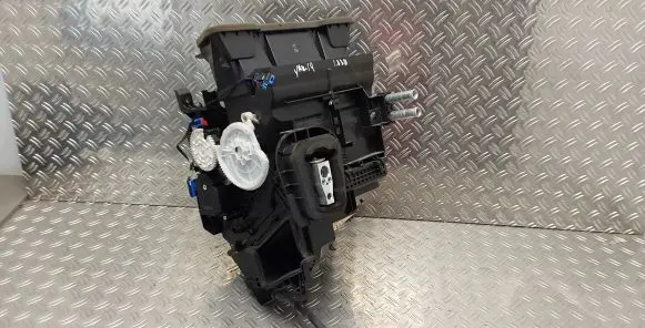 Toyota Yaris Interior heater climate box assembly 870500D300