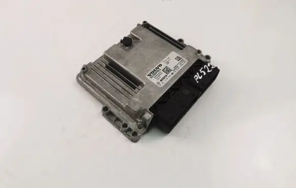 Volvo XC40 Engine control unit/module ECU 32360463 0261S105MA
