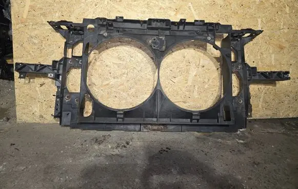 Infiniti G37 Radiator support slam panel