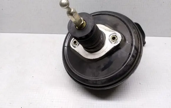 Audi A4 S4 B5 8D Brake booster 4B3612105