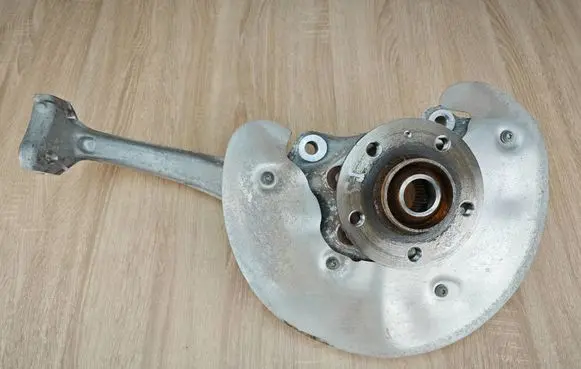 Audi A7 S7 4G Front wheel hub spindle knuckle 4G0407241C