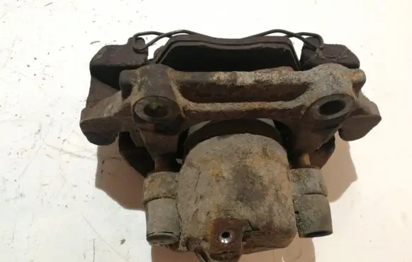 Volkswagen PASSAT B5 Front brake caliper
