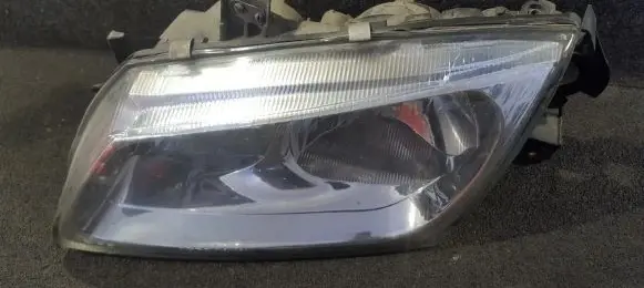 Nissan Almera N16 Headlight/headlamp