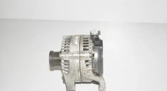 BMW X1 E84 Generator/alternator 7605061 12317605061 5A5BB84