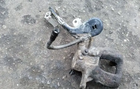 Peugeot 407 Front brake caliper