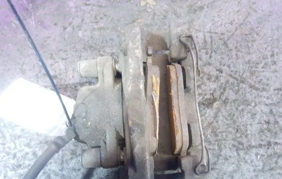 Renault Scenic III - Grand scenic III Front brake caliper