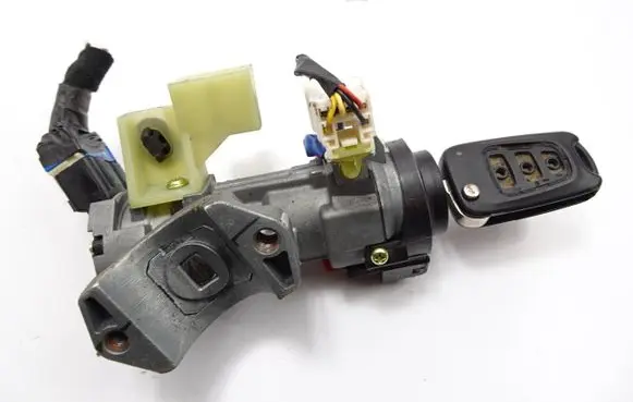 Hyundai i30 Ignition lock fe2