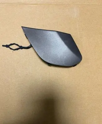 Renault Captur Front tow hook cap/cover 511802661R 054433 511802661