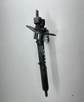 Audi A6 S6 C5 4B Fuel injector 059130201 8692FH 0432133836