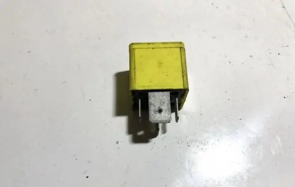 Opel Combo C Other relay v23134j52x369 v23134-j52-x369