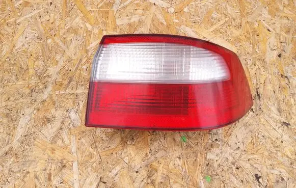 Renault Laguna II Rear/tail lights 8200002474
