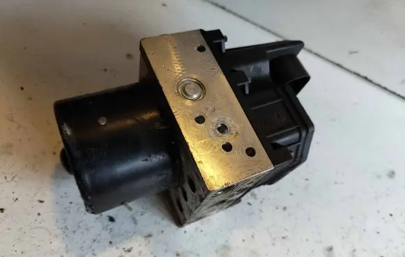 Seat Ibiza III (6L) ABS Pump 0265800003