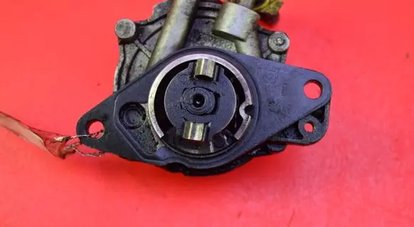 Alfa Romeo Mito Vacuum pump 55193232