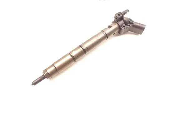 Volkswagen Touareg I Fuel injector 059130277AH 0445115052