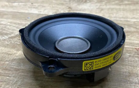 Land Rover Discovery 5 Front door speaker BJ3218808BB EN3VB190610 434107864261