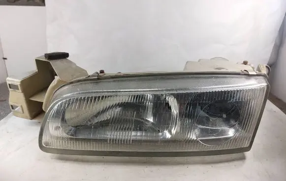Mazda 626 Headlight/headlamp 10061614