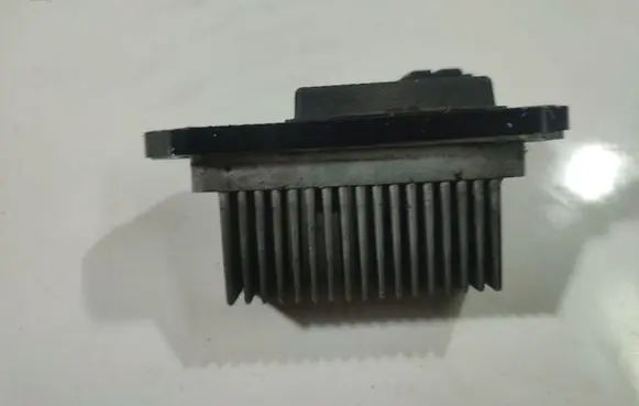 Mazda 5 Heater blower motor/fan resistor