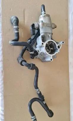Porsche Macan (95B) Vacuum pump 06L145100 08606 1010512