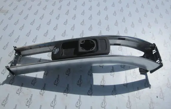 Opel Meriva B Center console 13334752