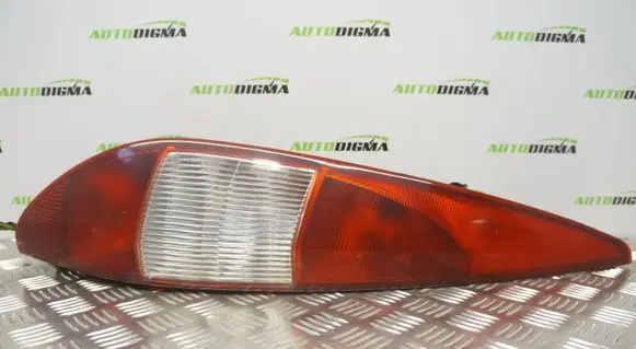Ford Mondeo Mk III Rear/tail lights 1S7113405C