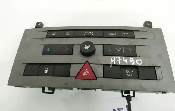 Peugeot 407 Climate control unit 96610448yw