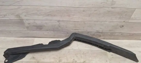 Skoda Octavia Mk2 (1Z) Front bumper mounting bracket 1Z0807183 1Z0807183B